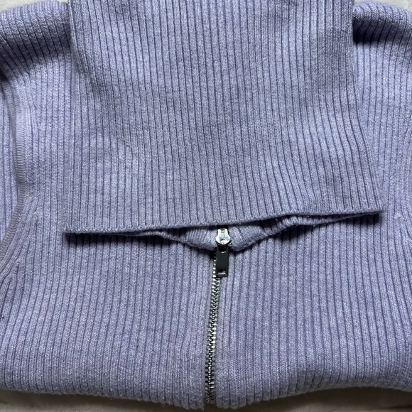 Urban Outfitter Talia Zip Front Sleeveless Sweater in Lavender Purple Size Small - Picture 6 of 6